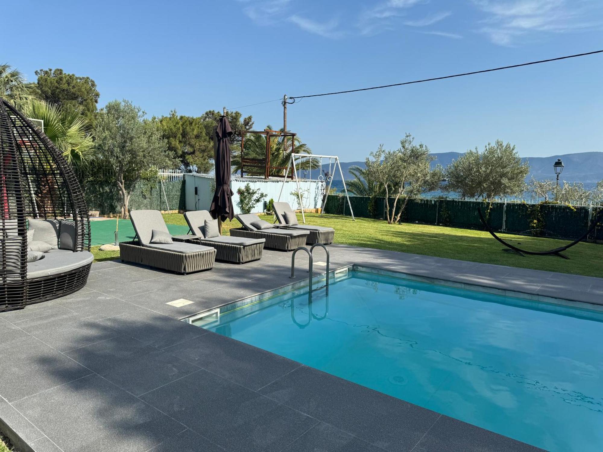 Zoza Luxury Villa Isthmia By The Sea With Private Pool Kalamáki Zewnętrze zdjęcie