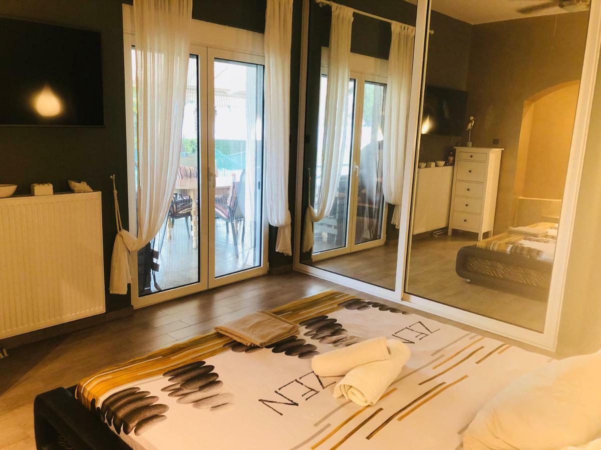 Zoza Luxury Villa Isthmia By The Sea With Private Pool Kalamáki Zewnętrze zdjęcie